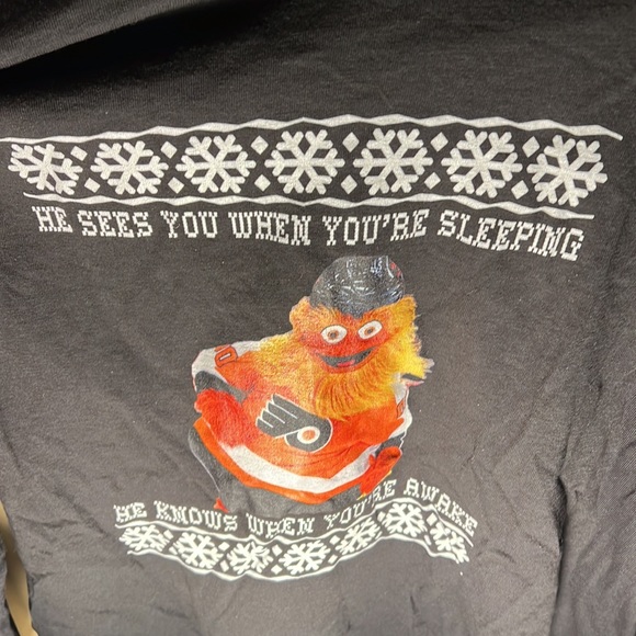 NHL Men’s Flyers Gritty Holiday Sweater Tee Color Black Size Medium - Picture 2 of 4